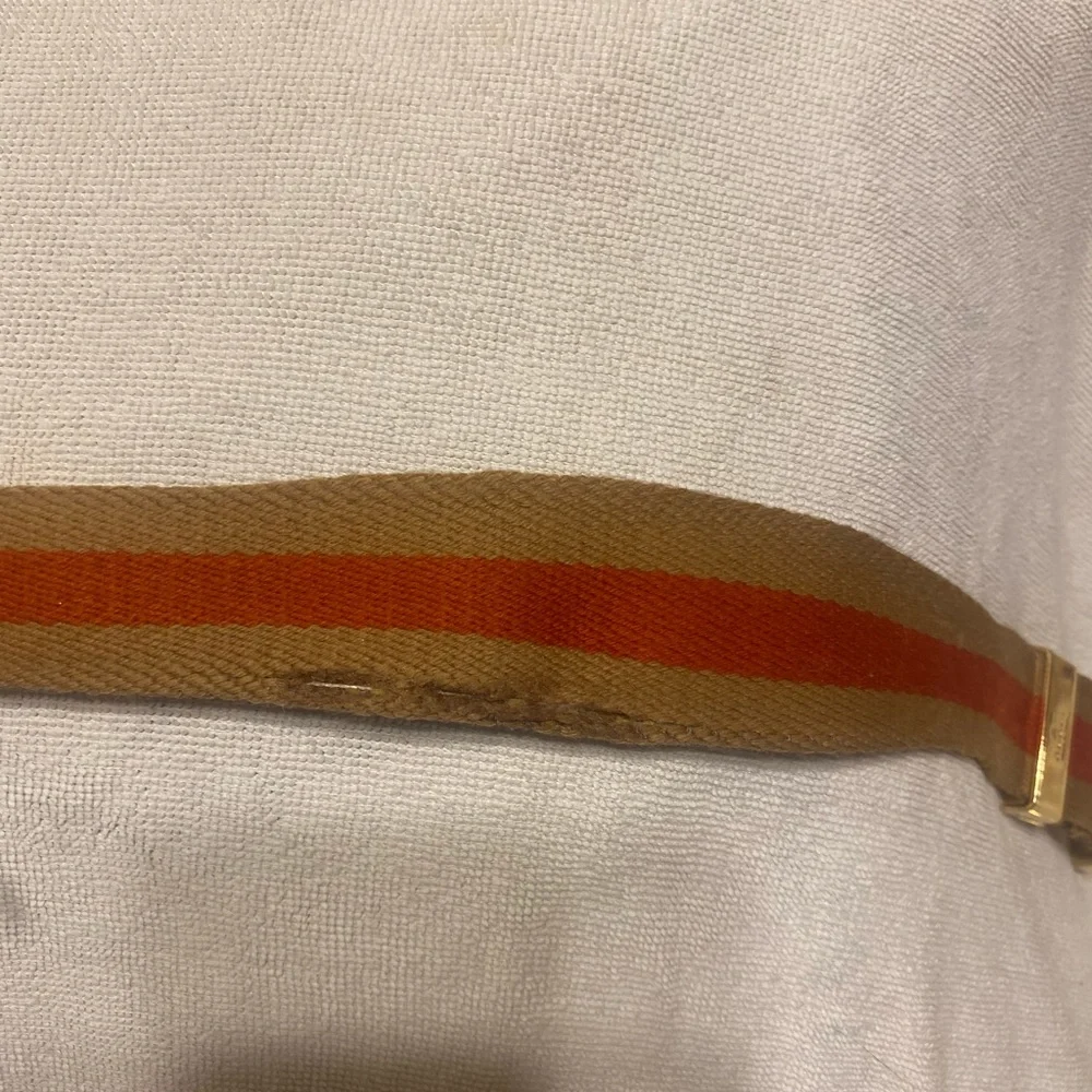 🩷 GUCCI  CROSSBODY RARE! 🩷 - Picture 6 of 16